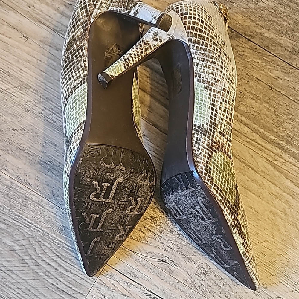 J.Renee Snakeskin Heels - Black and Cream - Picture 5 of 5